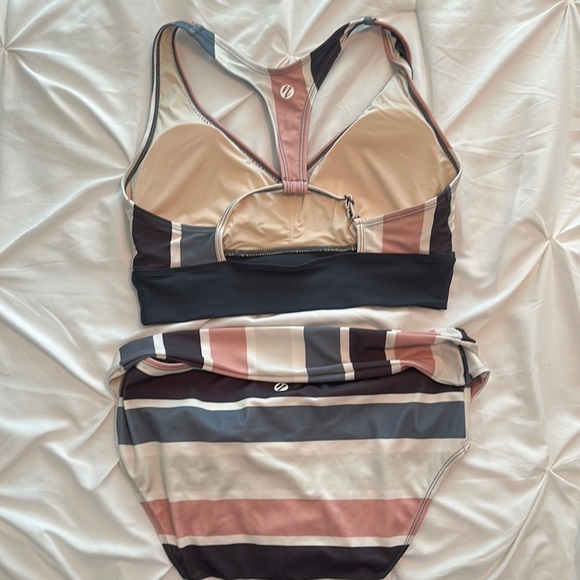 Striped Multicolor Bikini Set - Picture 3 of 3